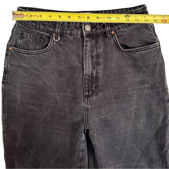 Neuw Lola Super High Rise Mom Jean In Stoned Black Size 29 - Picture 8 of 13